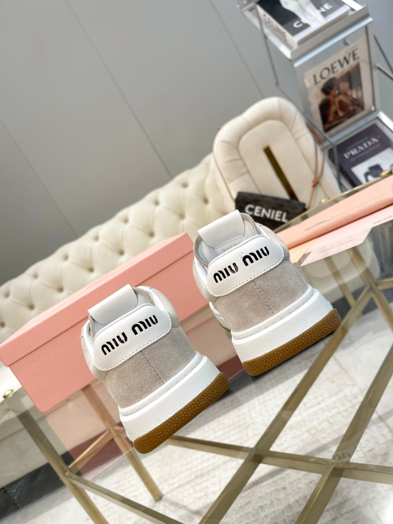 Miu Miu Casual Shoes